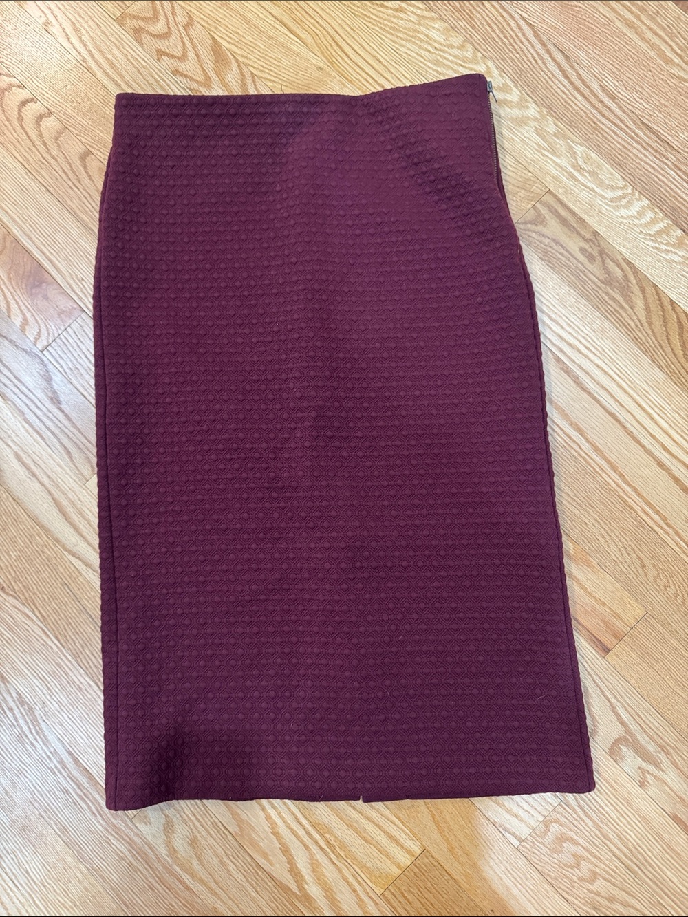 LOFT Textured Pencil Skirt - Wine color